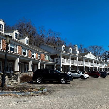 Inn On The Hudson Peekskill Exterior foto