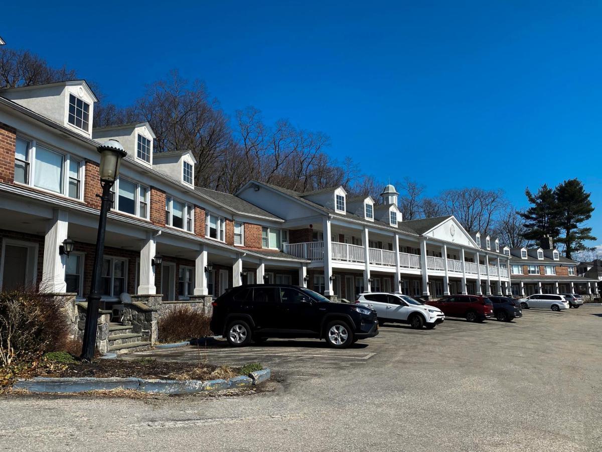 Inn On The Hudson Peekskill Exterior foto